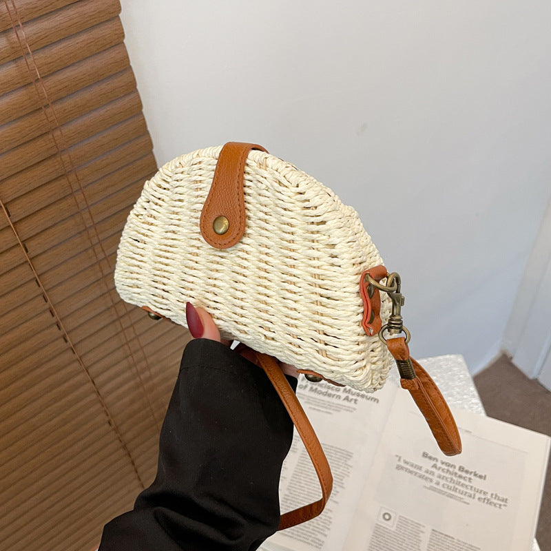 Spring And Summer New Women's Bag Semi-Circle Mini Oblique Straw Bag Casual Wallet Fashion Rattan Bag Beach Bag