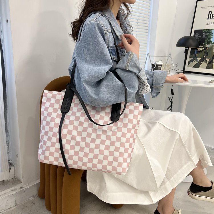 Large Capacity Simple New Bag Girl Fashion Hand Held One Shoulder Women's Bag Western Style Simple Word Tote Bag