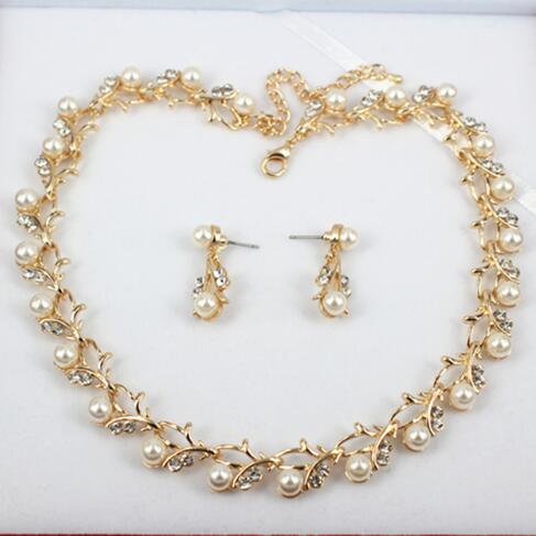 Pearl Wedding necklace earring jewelry set